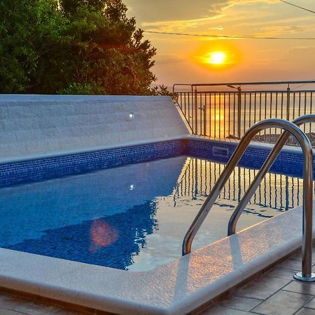 Apartman Gromila Сень Екстер'єр фото
