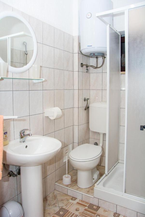 Apartman Gromila Сень Екстер'єр фото