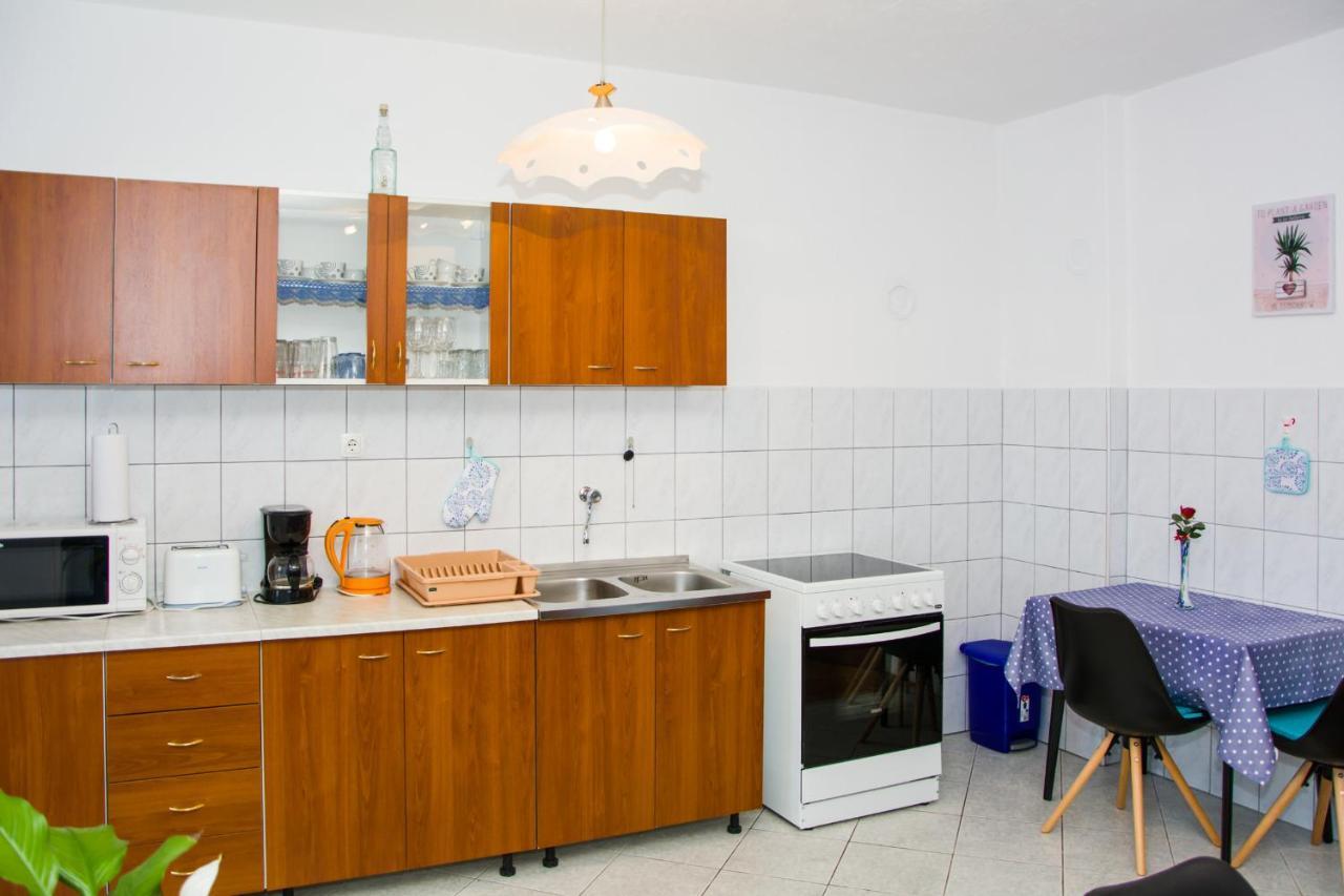 Apartman Gromila Сень Екстер'єр фото